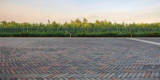 Paving stone driveway - Concrete Contractor in South Bloomington, MN