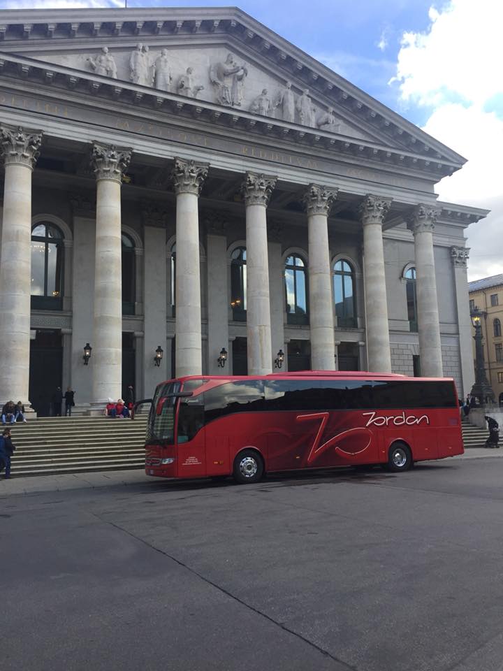 entrata di un autobus