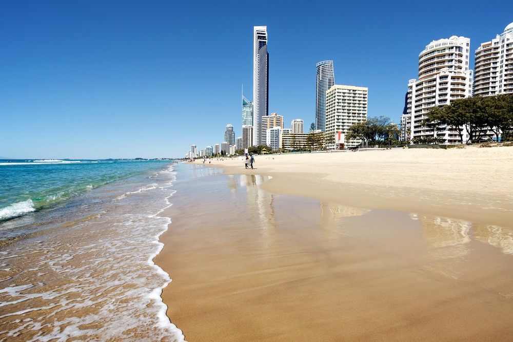 Sunny Day At The Beach, Gold Coast, Australia - Professional Removalists In Gold Coast