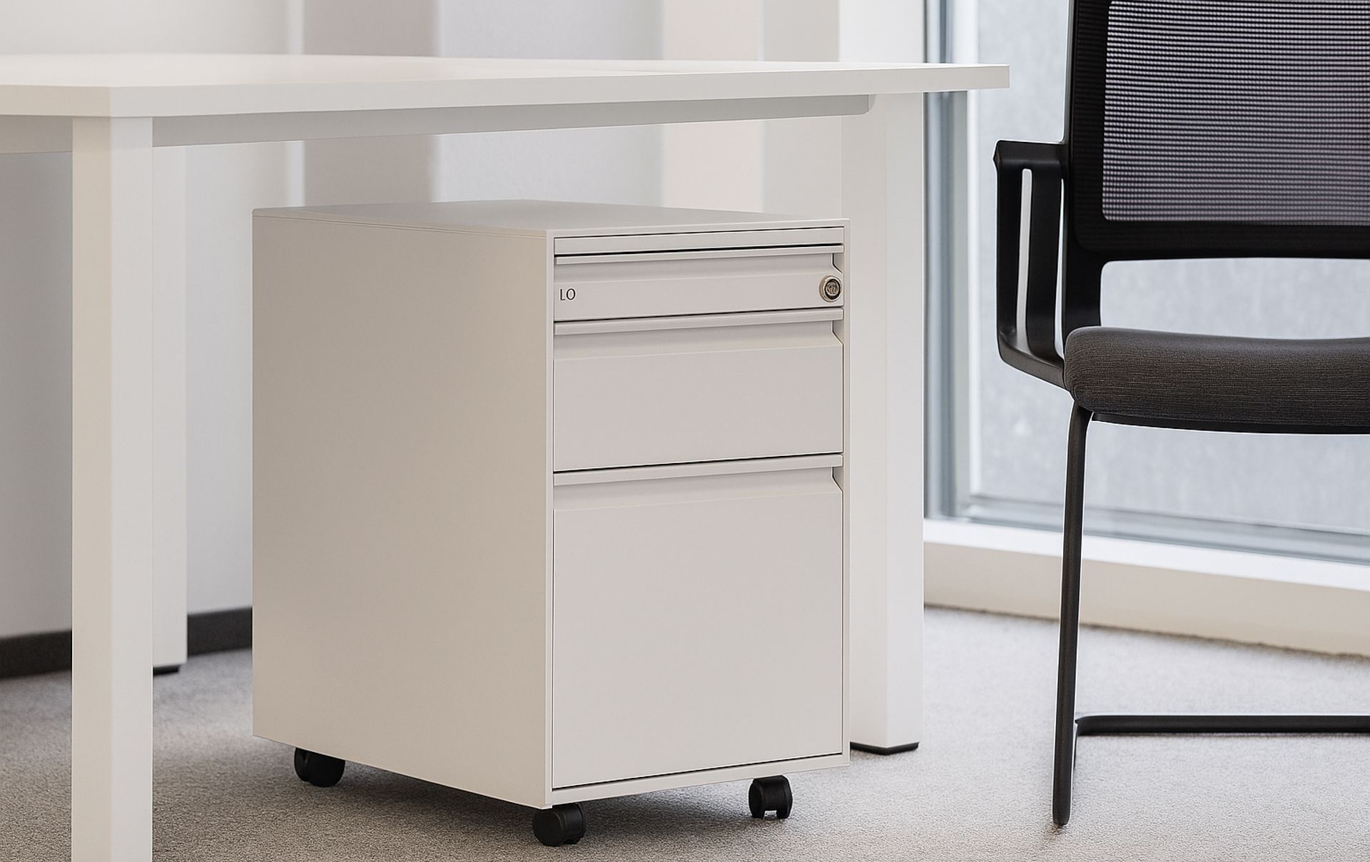 Ein schöner Rollcontainer der Marke Lista Lo Office
