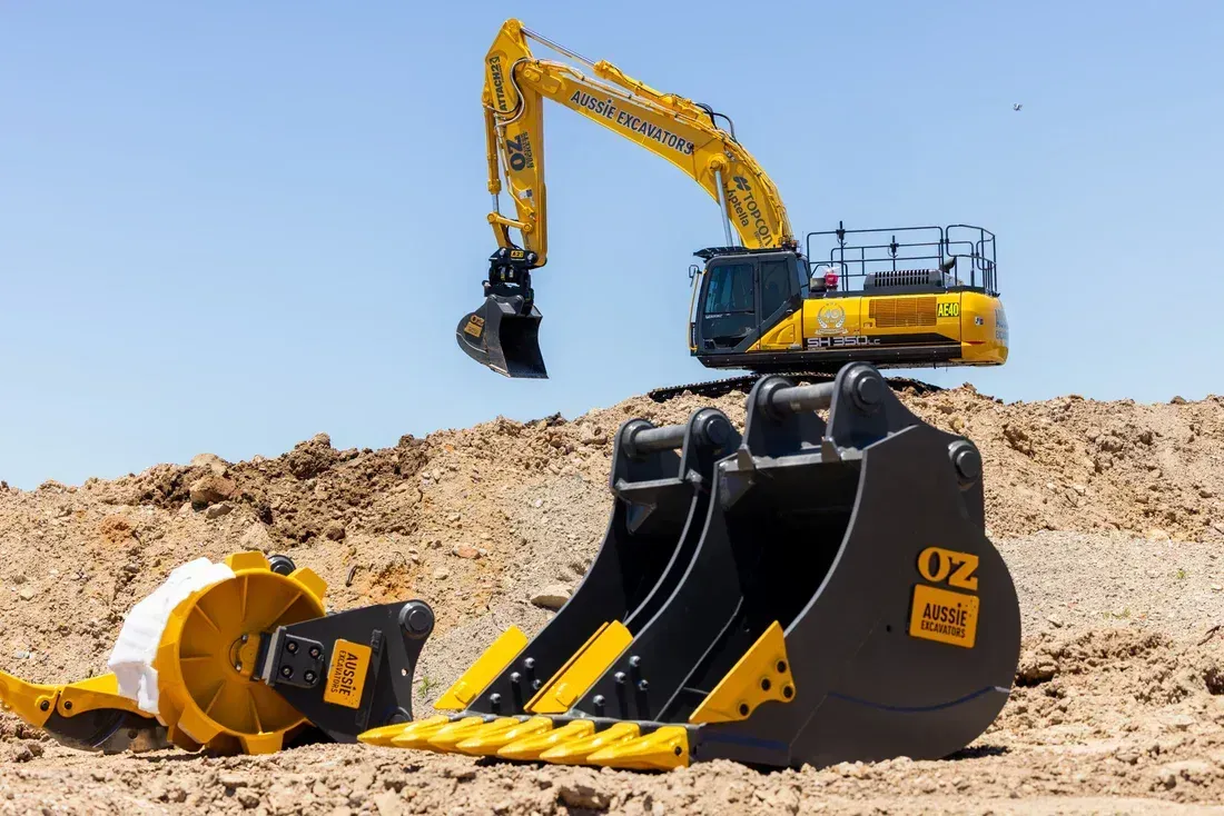 Black OZ brand compactor attachment for heavy machinery — Forecast Machinery in Yarrawonga, NT