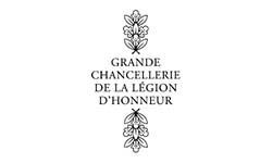 Logo: "Grande Chancellerie de la Légion d'honneur" text with floral accents, black and white.