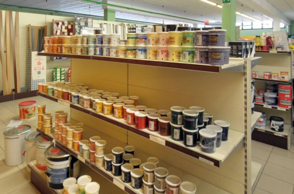 Vernici e prodotti di ferramenta