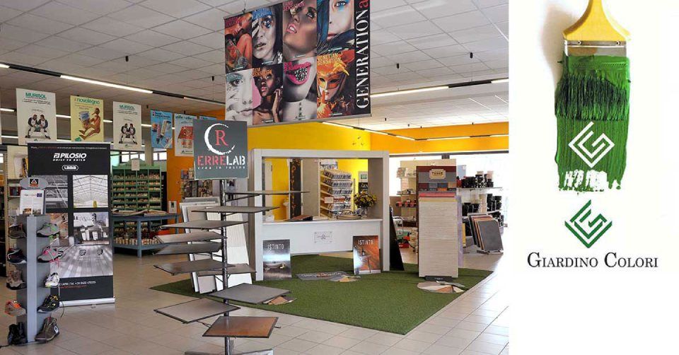 Vernici e prodotti per la tinteggiatura in esposizione