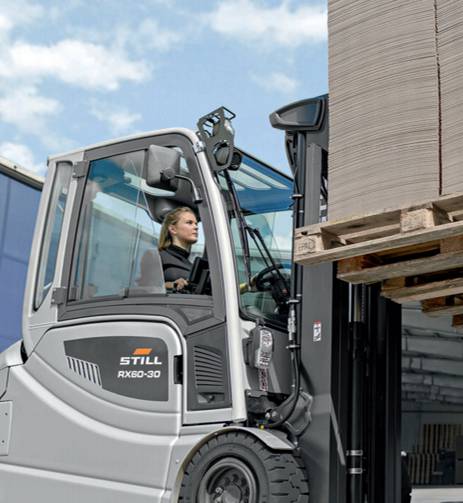 sollevamento pallet tramite carrello elevatore