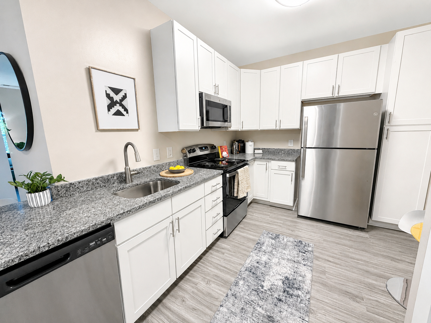 Modern Kitchen with Upgraded Appliances | The View at Mill Run