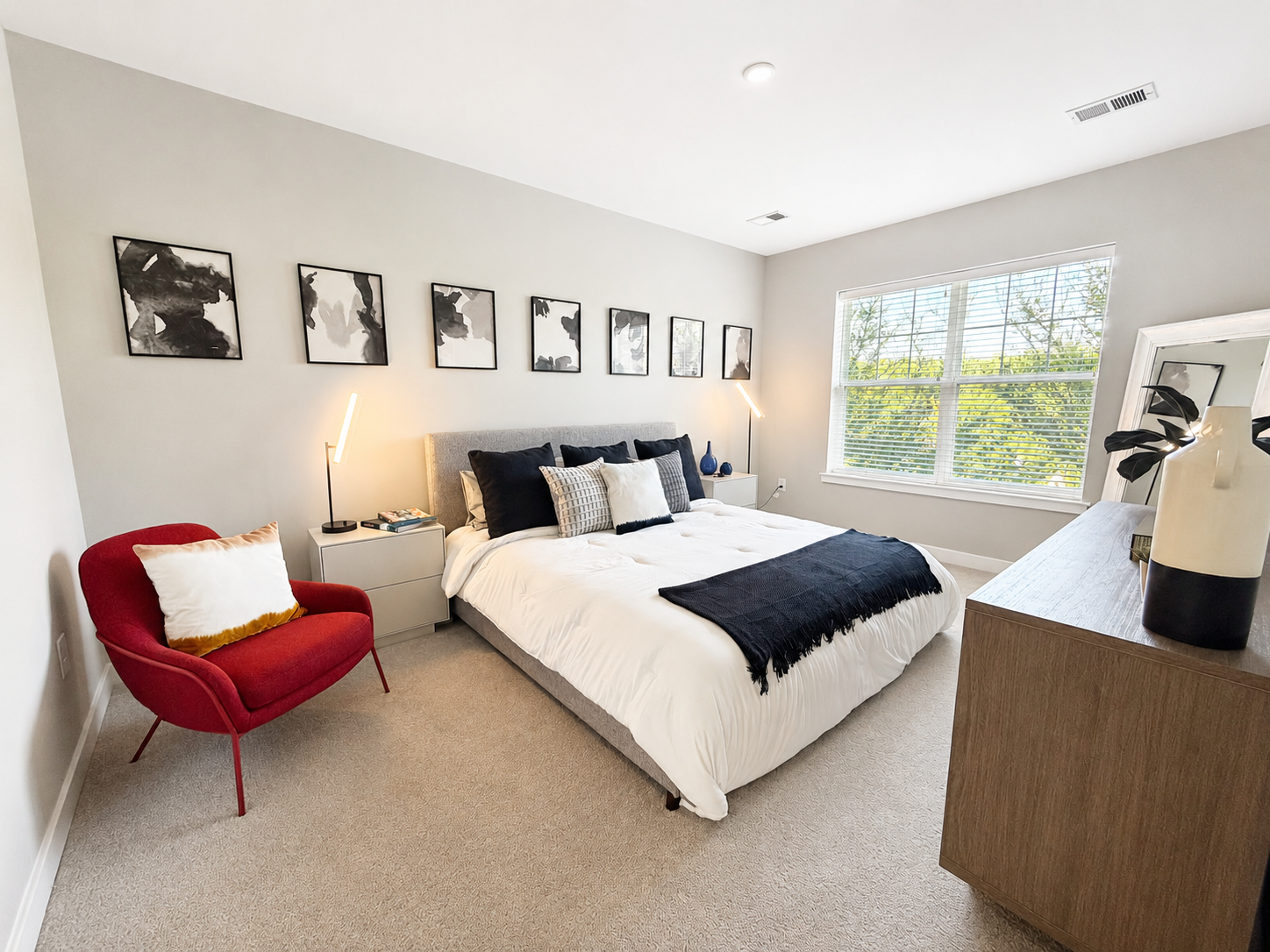 Carpeted bedroom at The View at Mill Run.