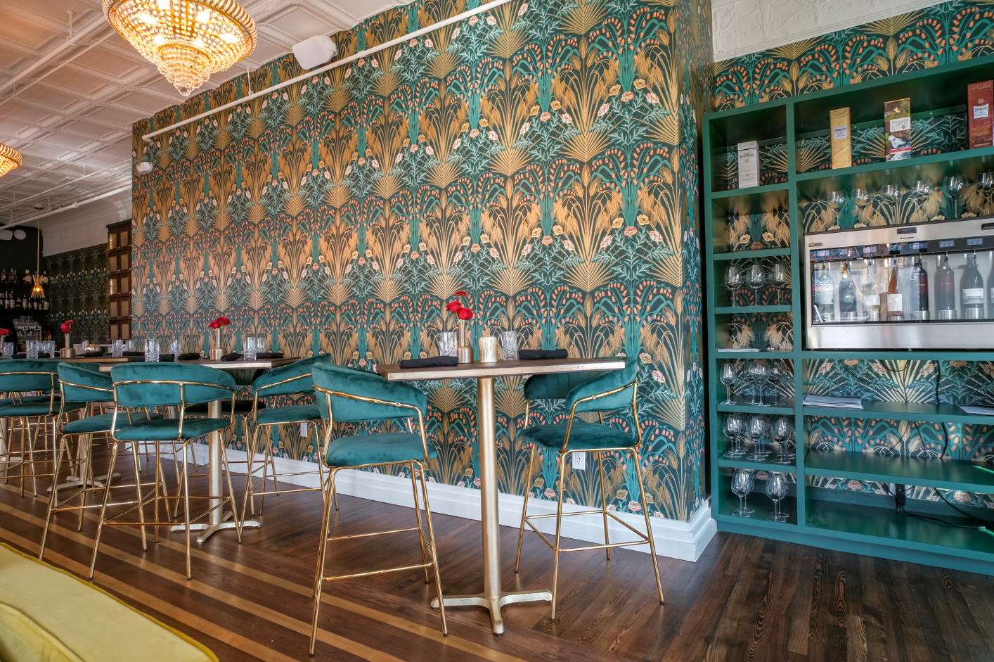 3Cs Audio-Visuals LLC | Commercial TV and speaker installation in Atlanta restaurant with custom AV setup