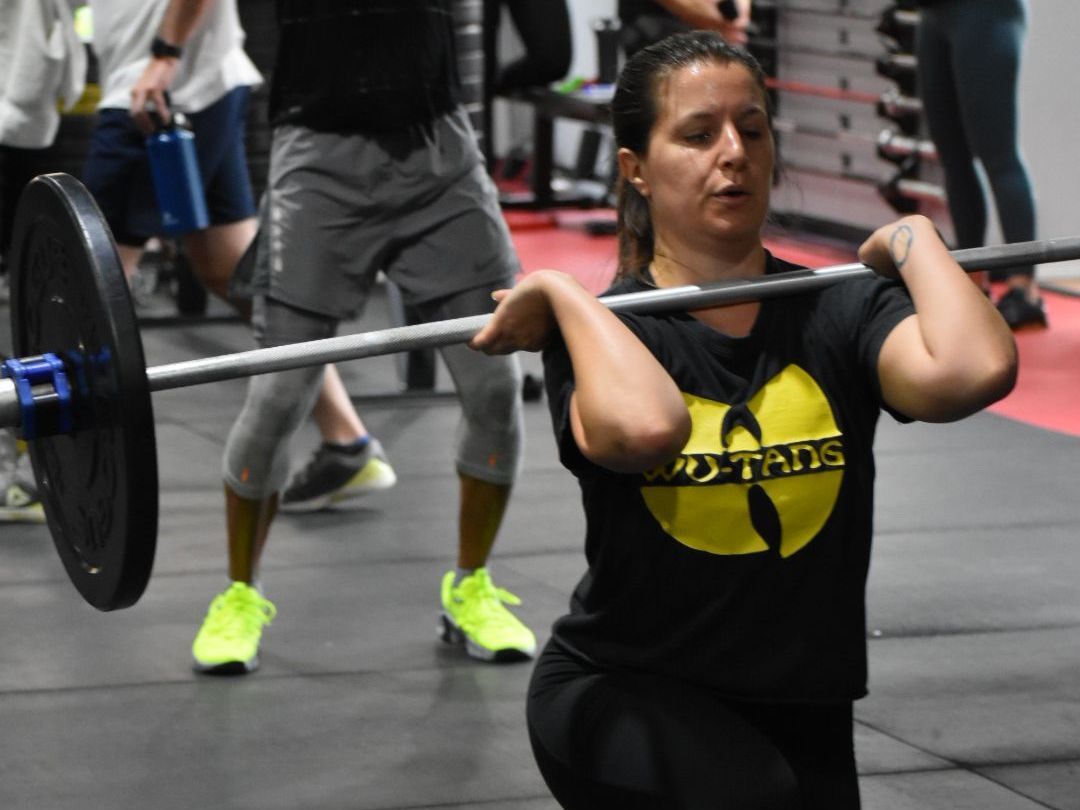 Dominique lifting weights at Salus CrossFit in Middletown, NJ