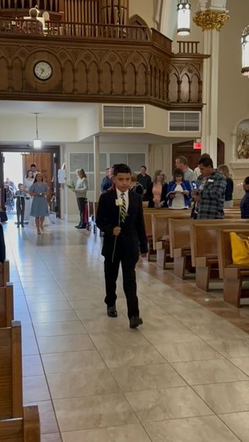 OLQA Crowning of Mary 2024 (Andi Morales)