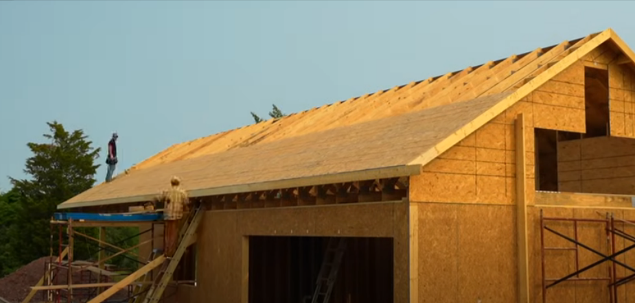 Building the roof for a new garage