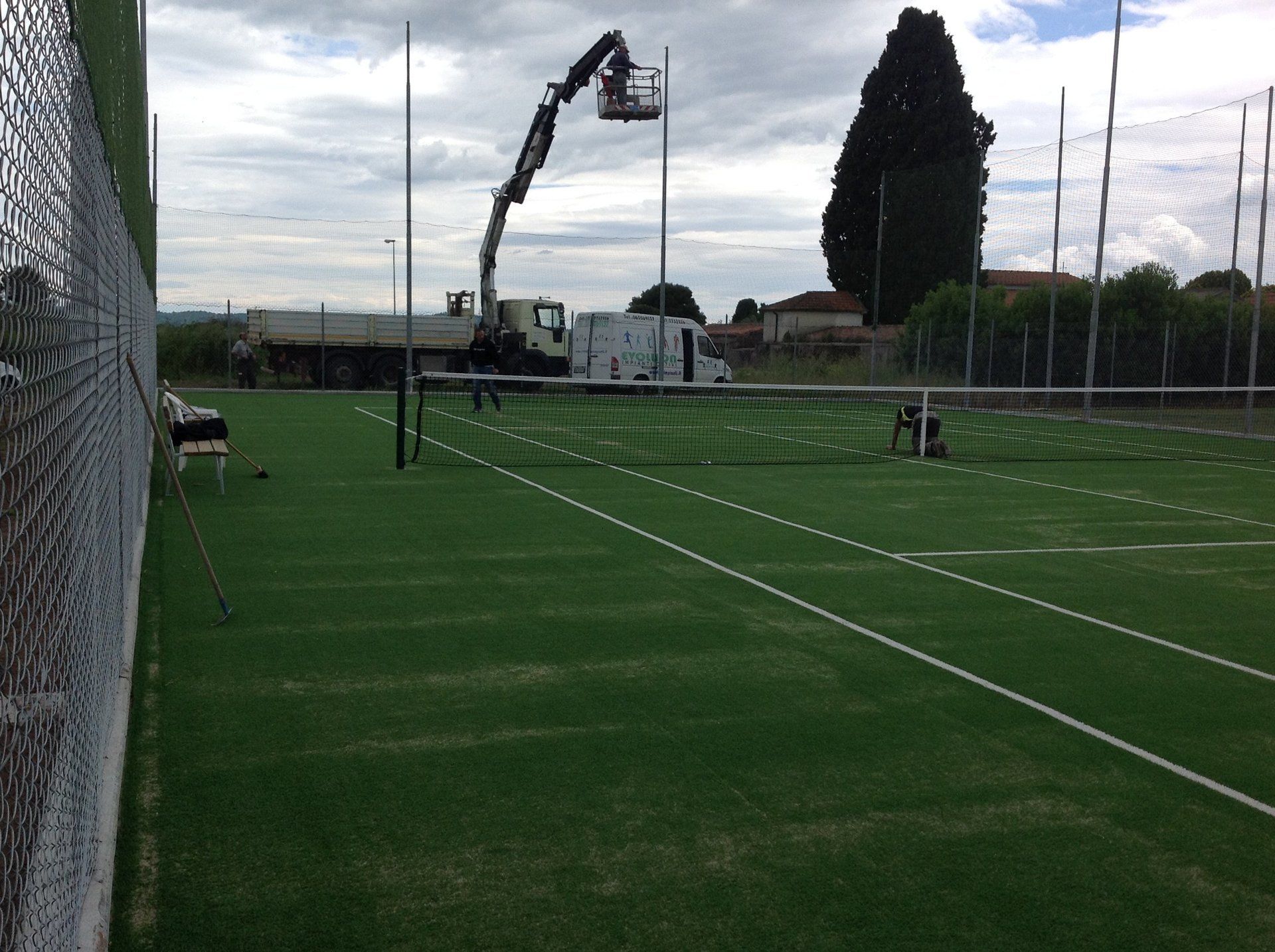 piattaforma aerea in un parco