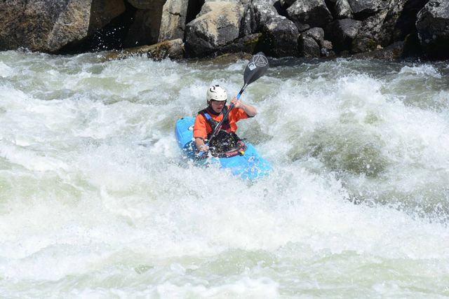 Cascade Raft & Kayak - rafting photo 2