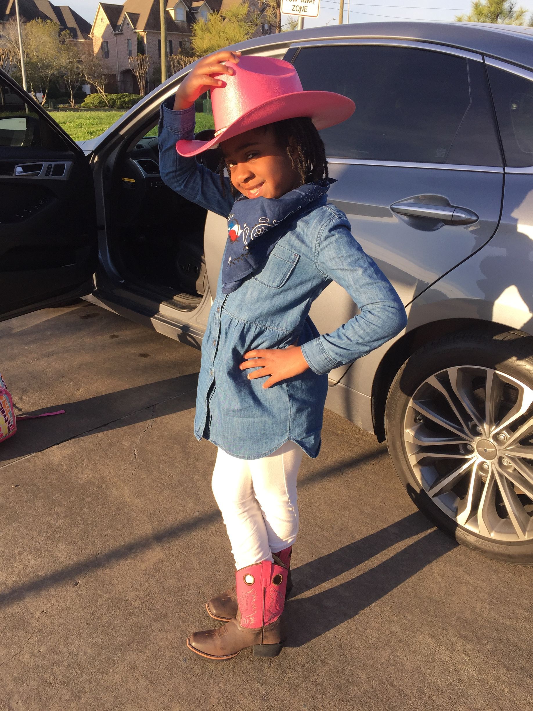 Londyn as a little girl (Age 8 - 14)