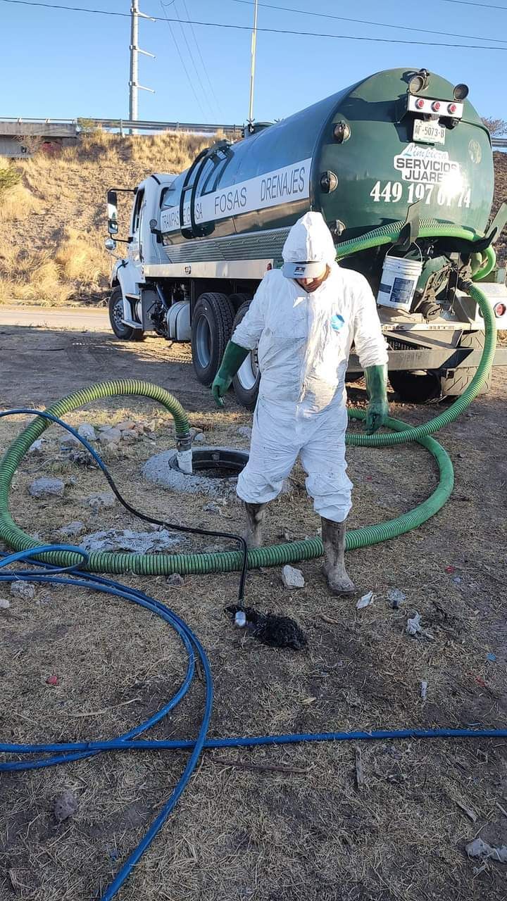 Servicios Juárez - Limpieza y desengrasado de ductos, extractores y campanas