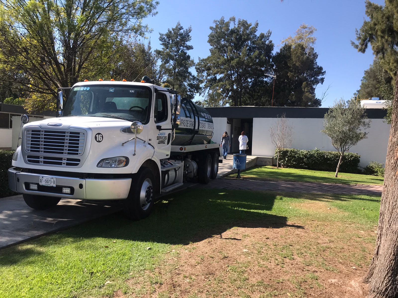 Servicios Juárez - Limpieza de tanques, filtros, cárcamos
