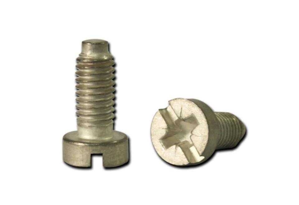 punto vendita viti per automotive a Cassolnovo