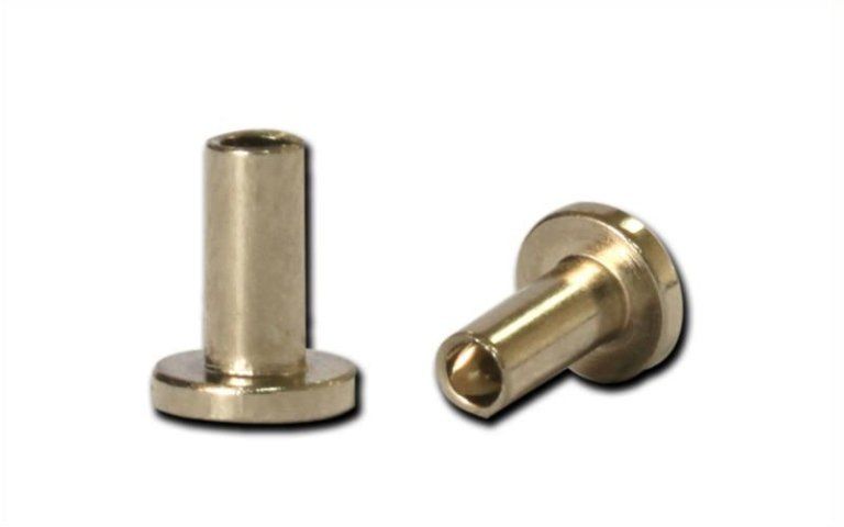 vite in acciaio realizzata a disegno