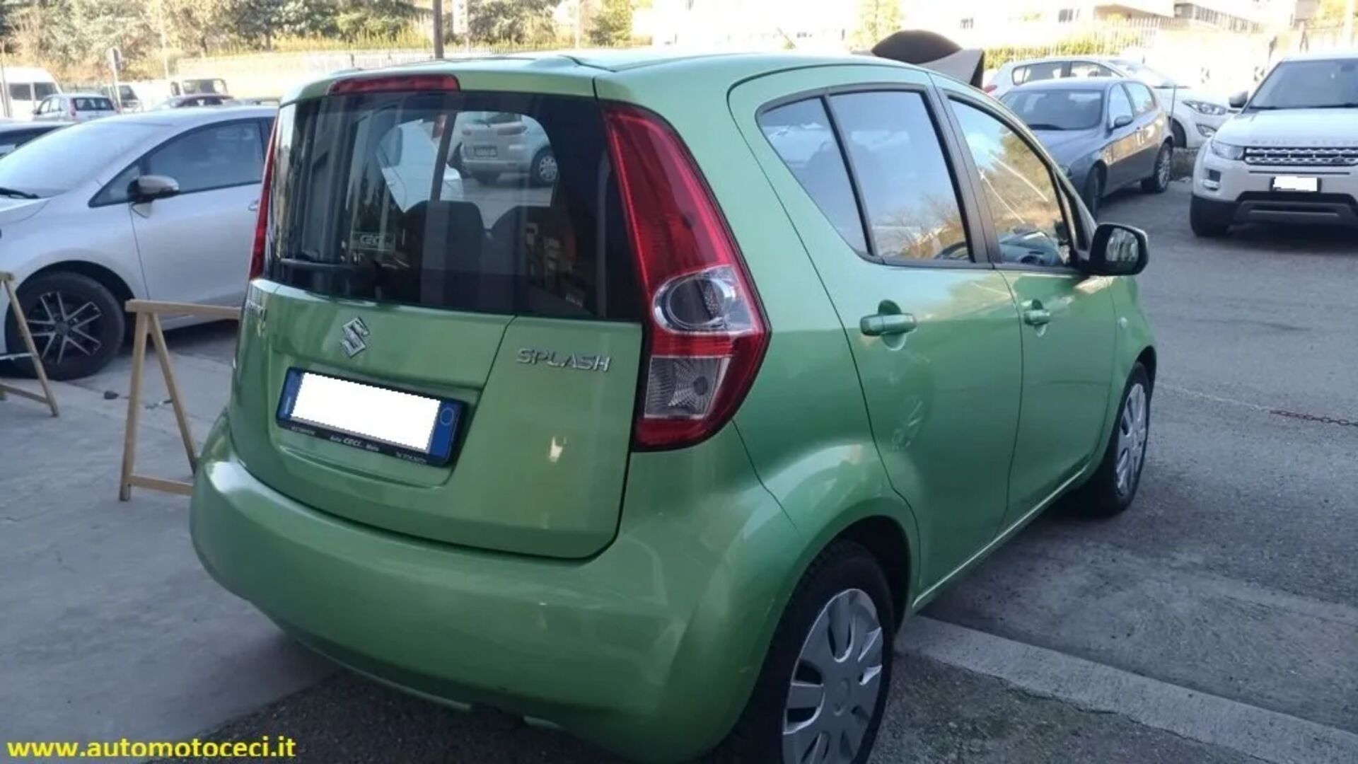 Dietro SUZUKI SPLASH