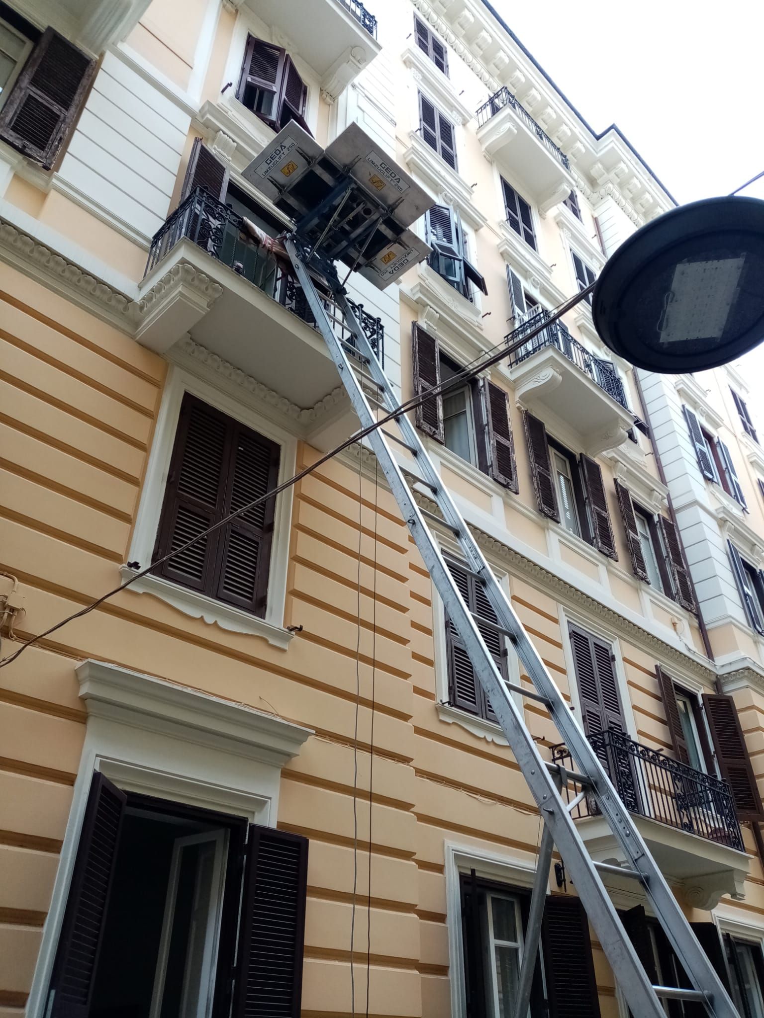 Trasloco di un appartamento al secondo piano a Roma