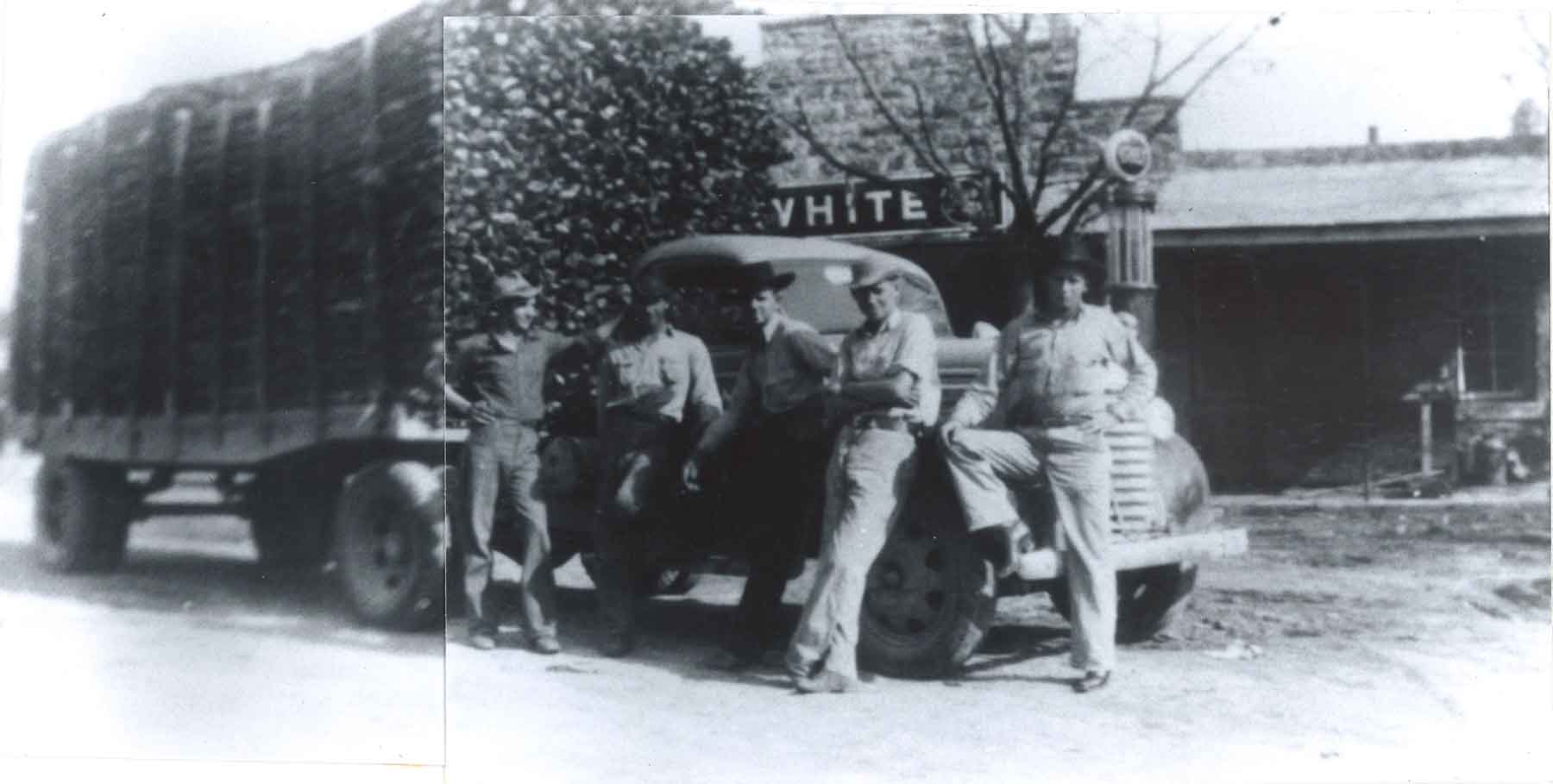 1940s long-haul cedar truck