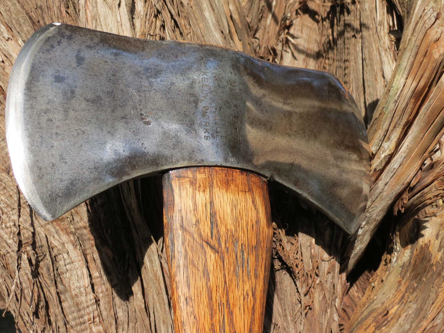 Kelly Cedar Axe