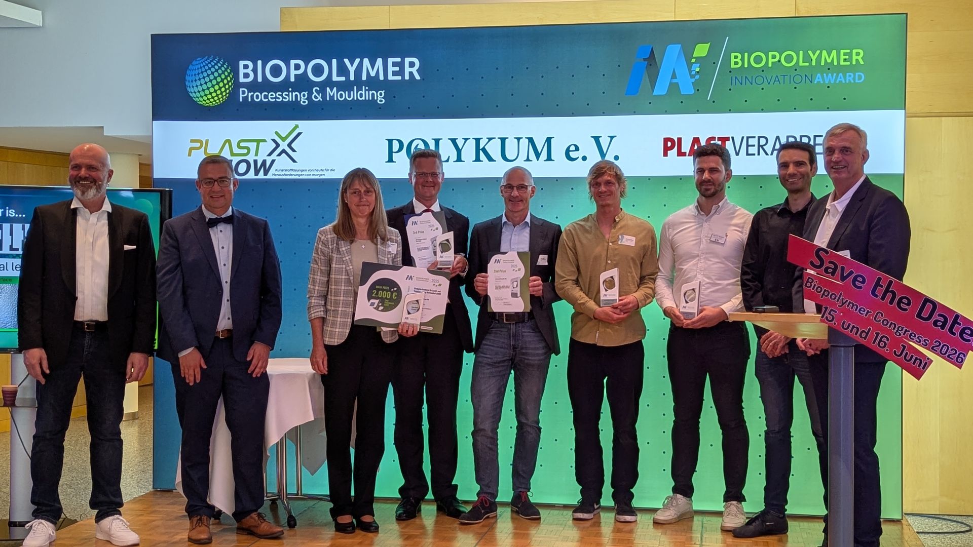 Gruppenfoto der Gewinner 2025
Foto: WIN-Verlag