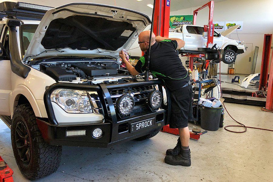 Mechanical Workshop  - Vehicle in Cannonvale, QLD