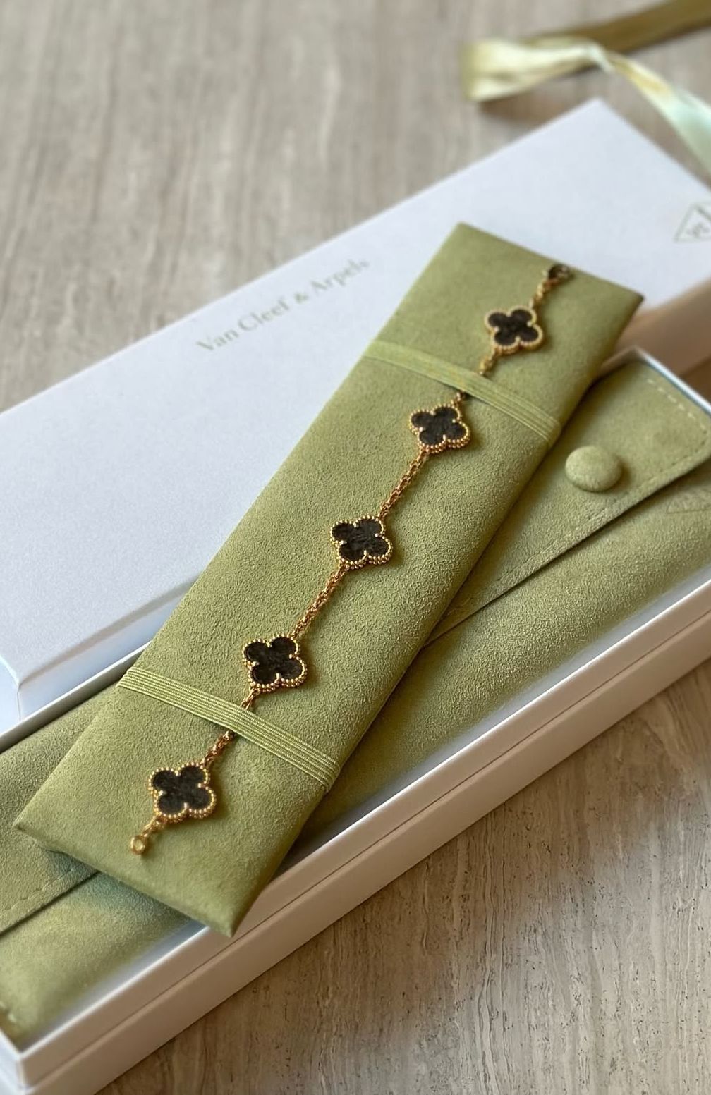 Onyx Alhambra Bracelet