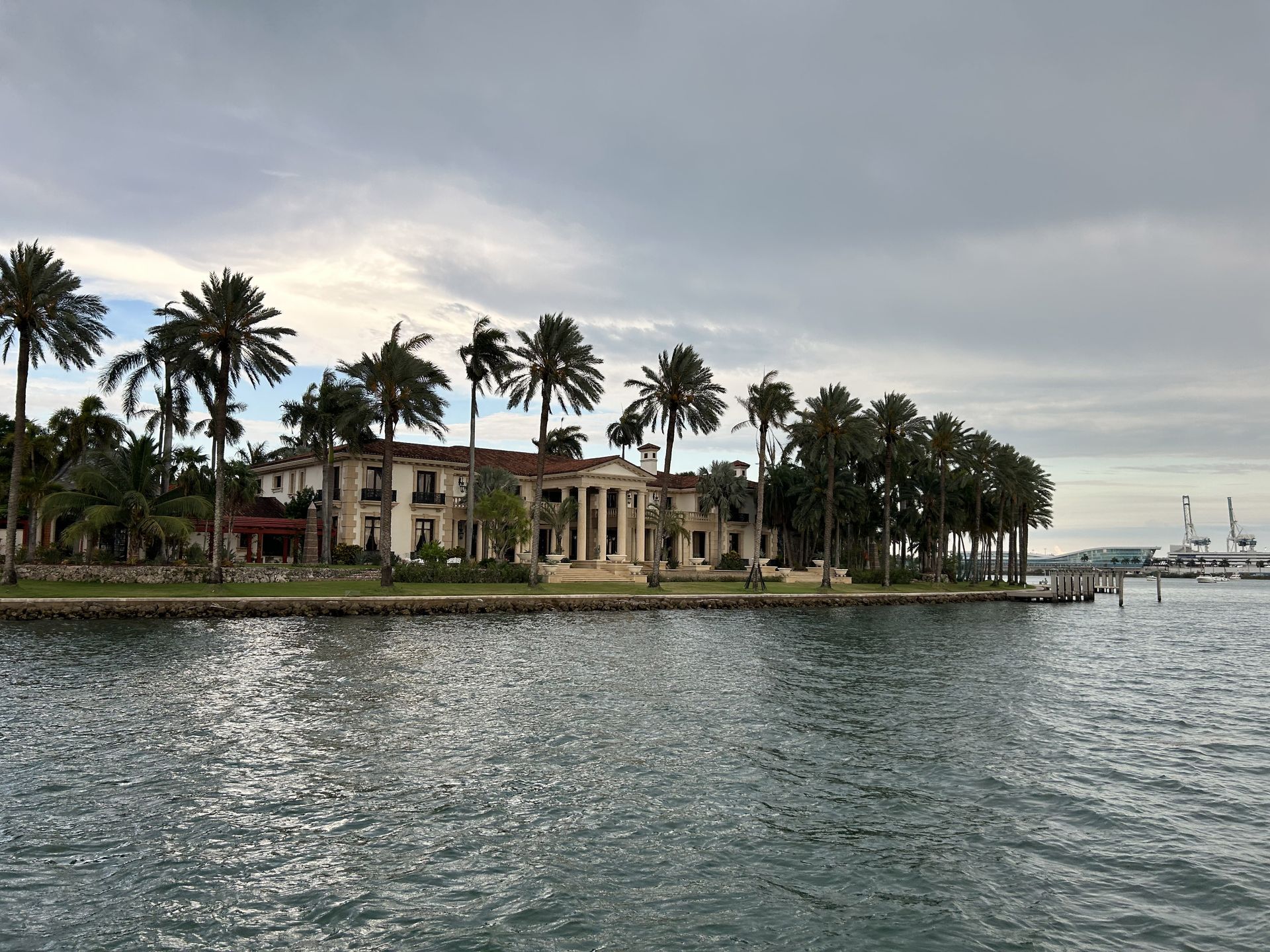 Miami Beach, Miami Boat Cruises