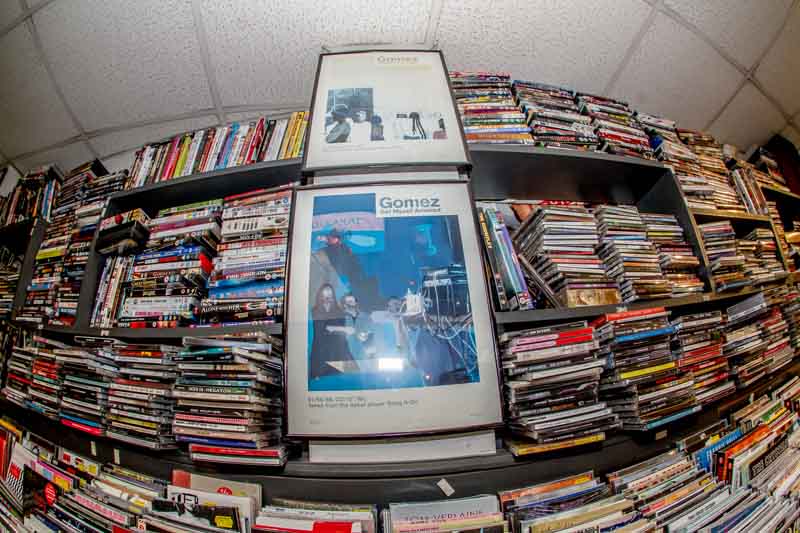 CD & vinyl collection shop