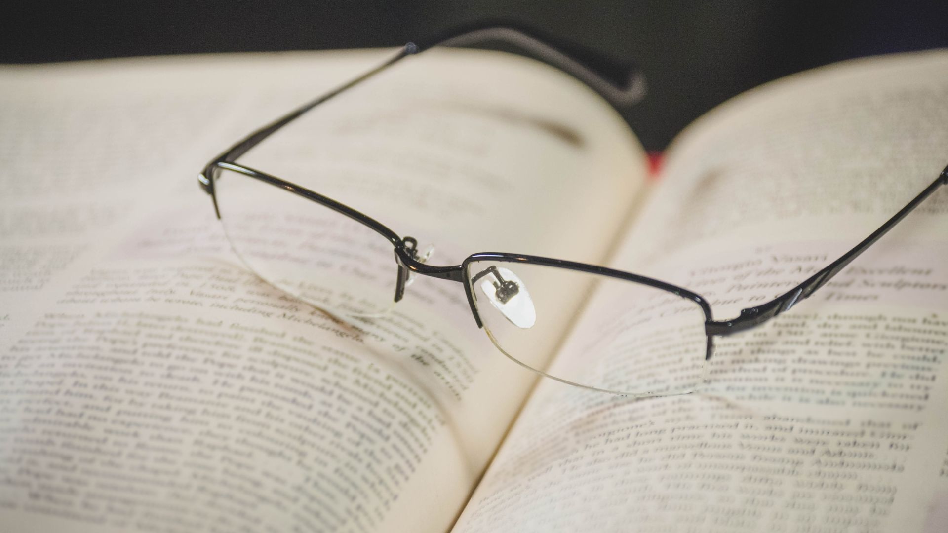 Many funerals feature poetry readings. Here are 6 powerful suggestions for the funeral of a father. Many funerals feature poetry readings. Here are 6 powerful suggestions for the funeral of a father.