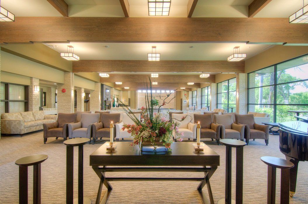 funeral centre table with flower vase