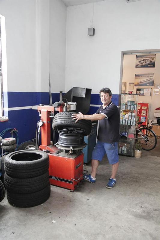 Camio gomme Agosto Daniele