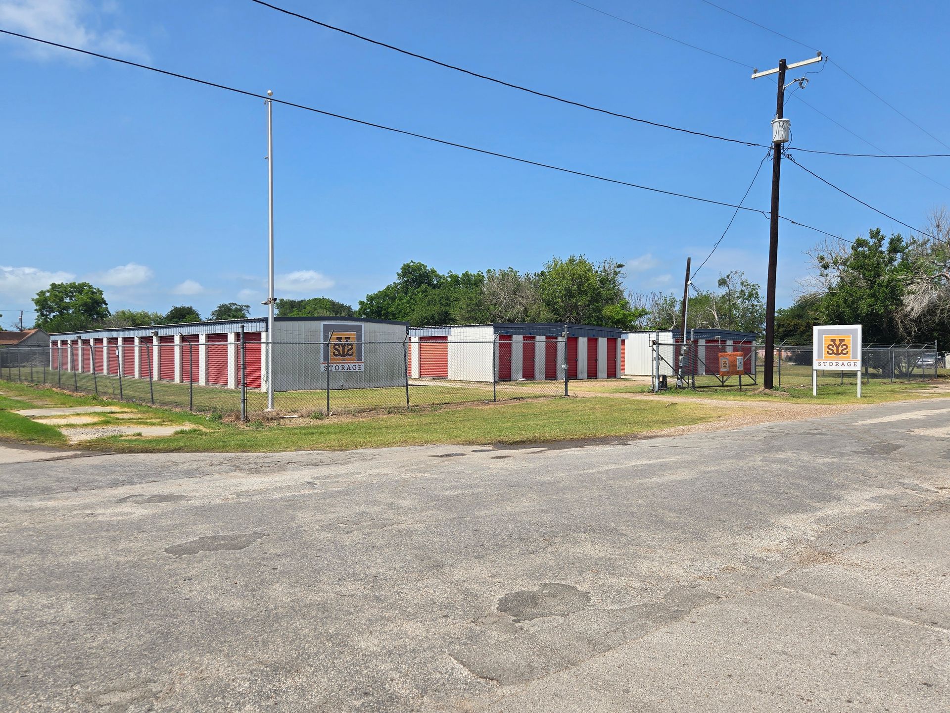 Security camera monitoring at SYS Storage in Refugio