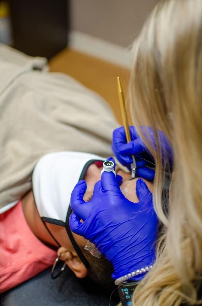 eyebrow lamination and tint service at endless beauty design