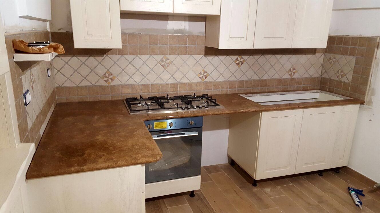 piano cottura in marmo