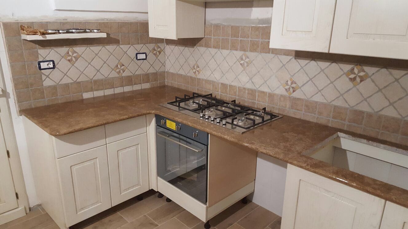 piano cottura in marmo