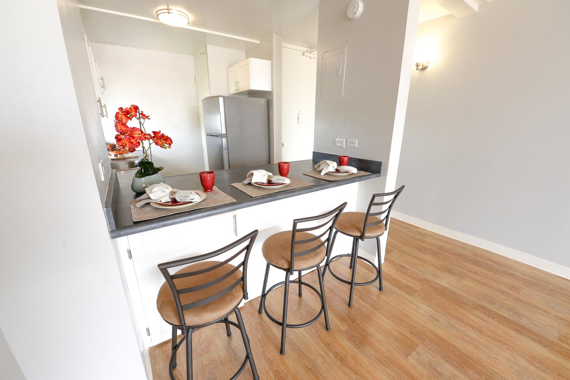 Home Waikele Towers Apartments in Waipahu, HI