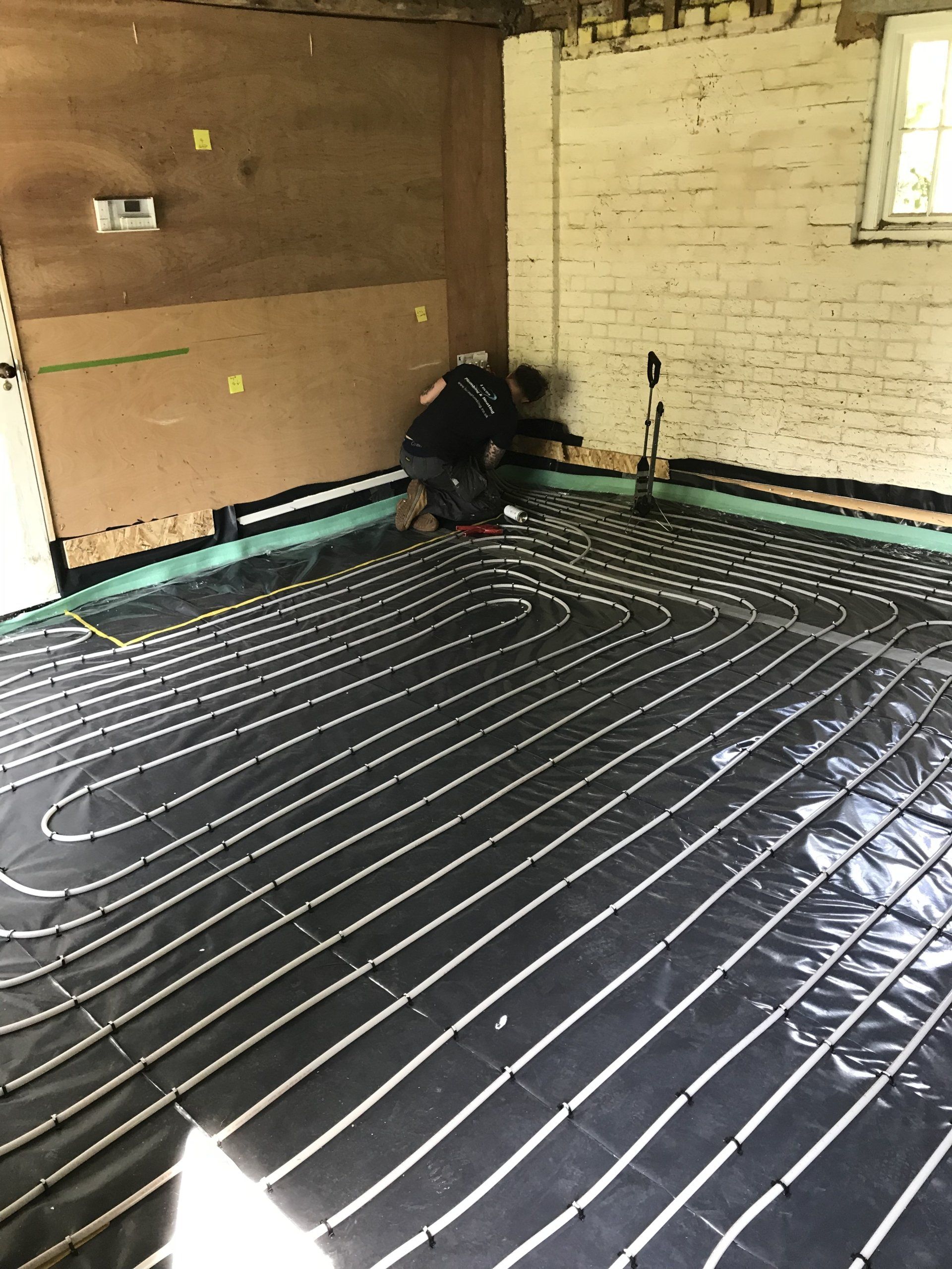 Wet underfloor heating repairs near me