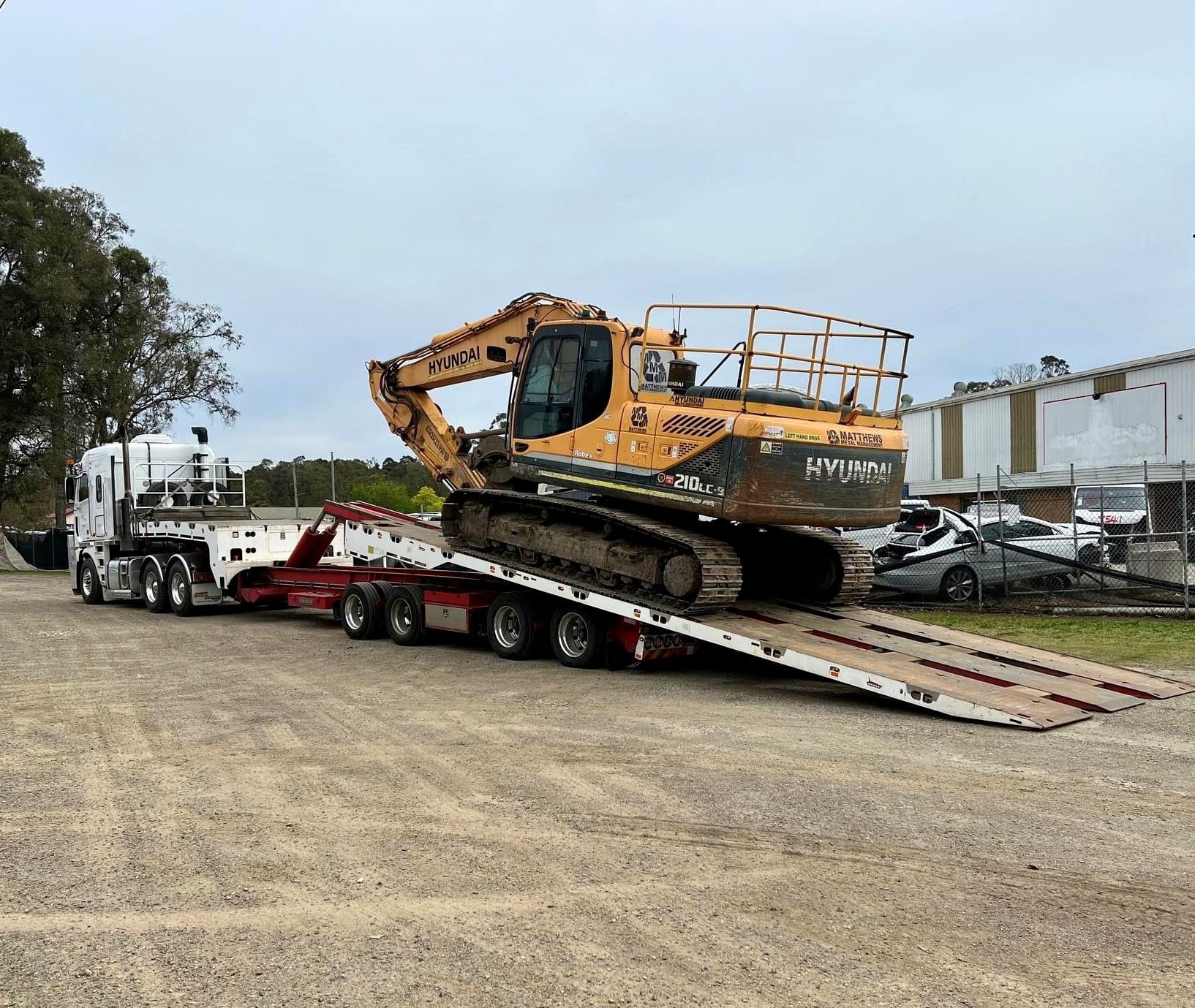Super Tilt Trays — Rutherford, NSW — Goldsprings Heavy Haulage
