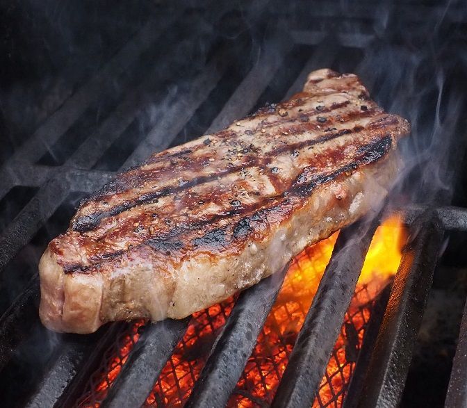 What temperature do you cook steak on a barbeque bbq?