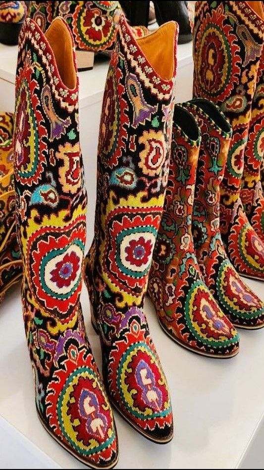 uzbek boots