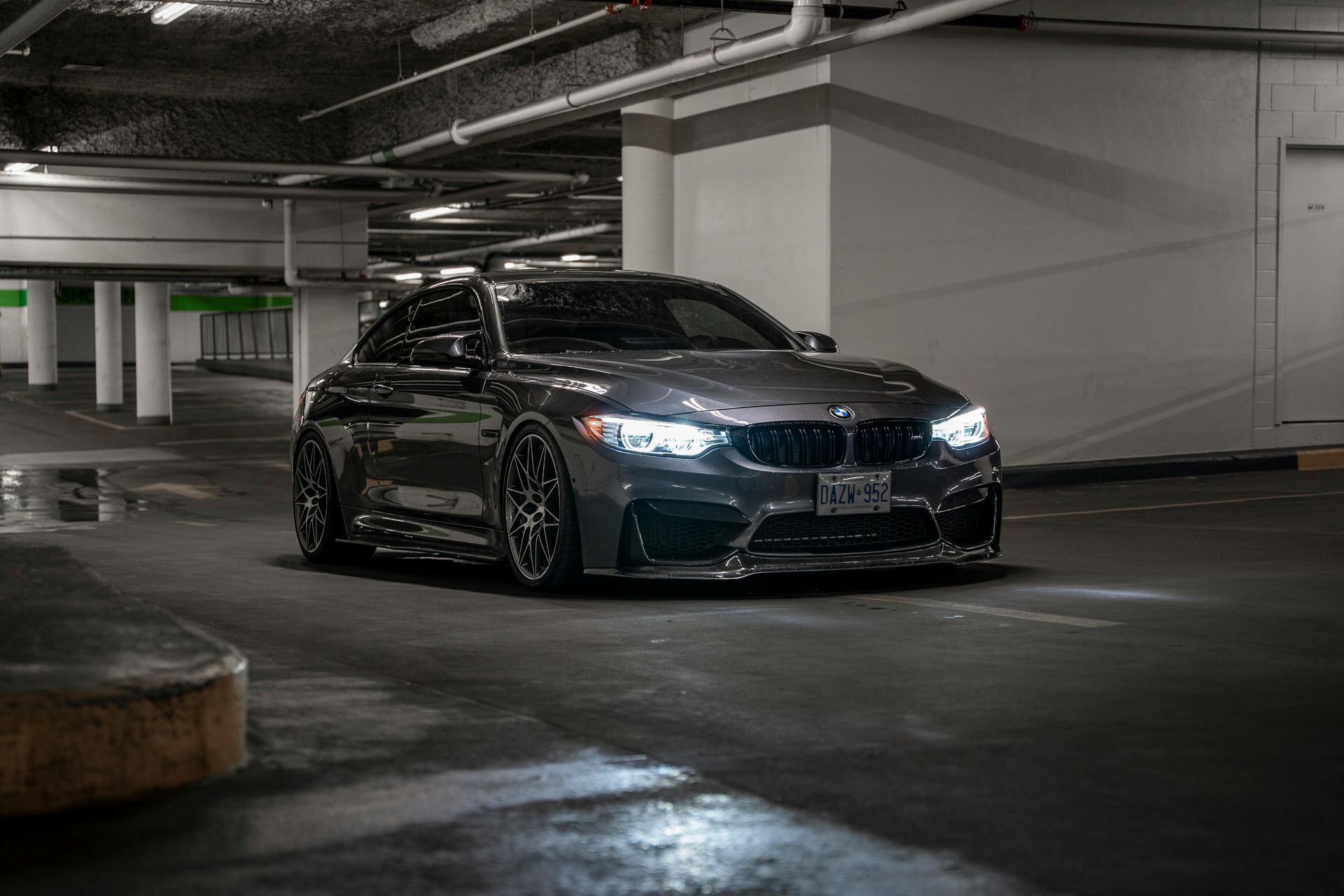 Booking Chauffeurs Luxury Car Service BMW
