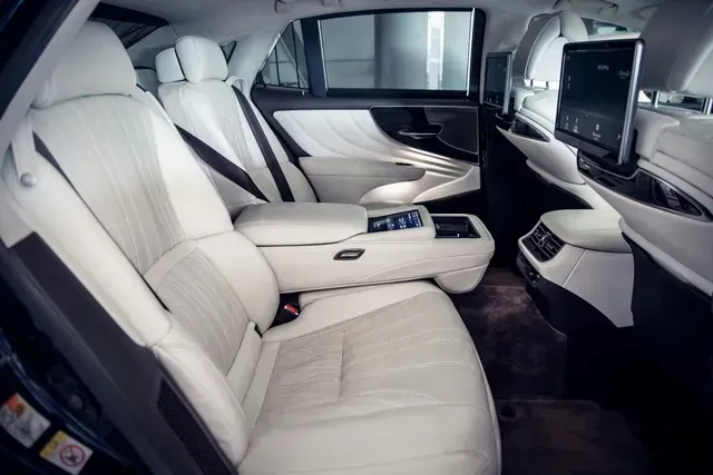 Luxury Car Interior Booking Chauffeurs Luxury Car Interior Booking Chauffeurs