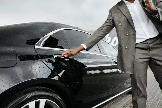 Professional Chauffeur Booking Chauffeurs 