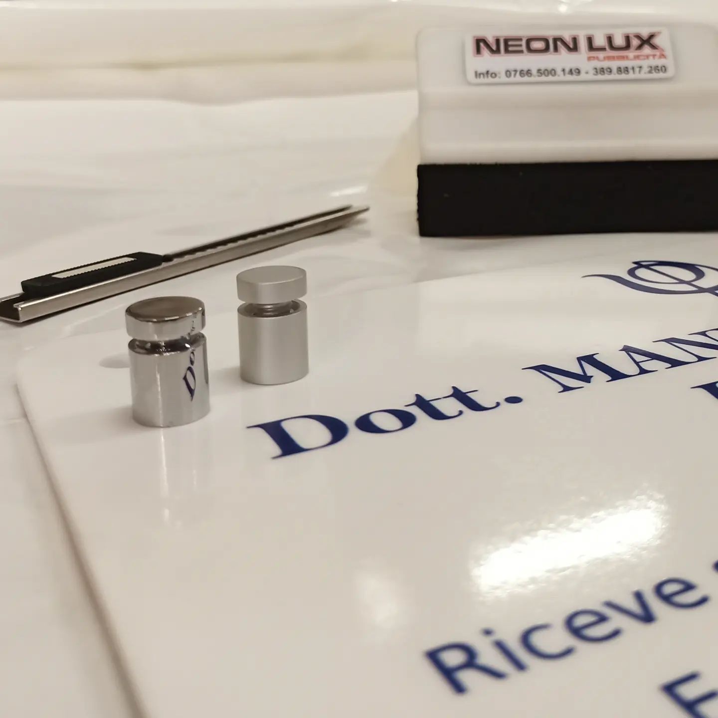 targa studio medico in plexiglass