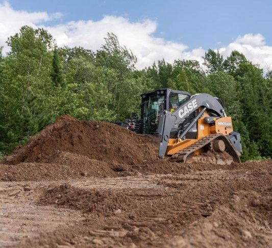 CASE Minotaur DL550 compact dozer loader