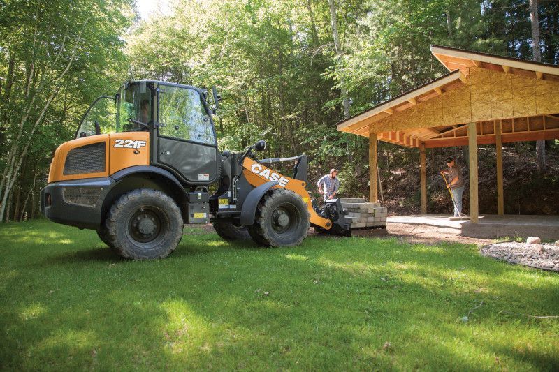 CASE compact wheel loader