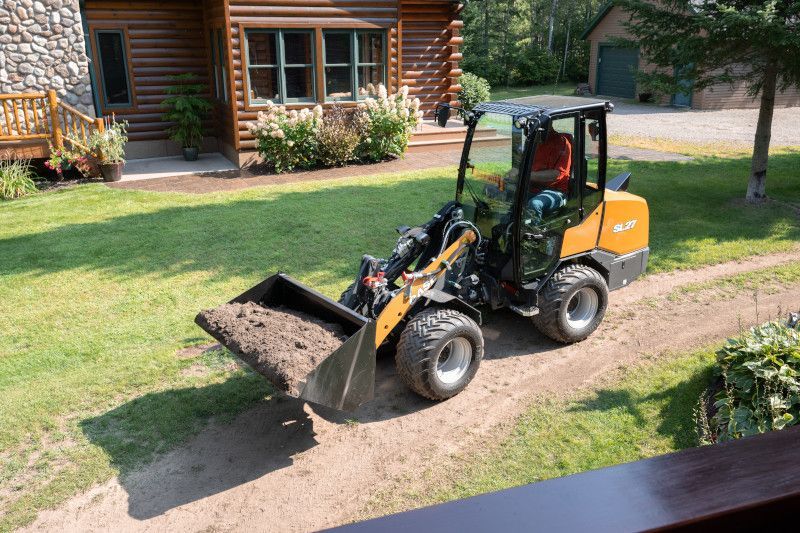 CASE small articulated loader